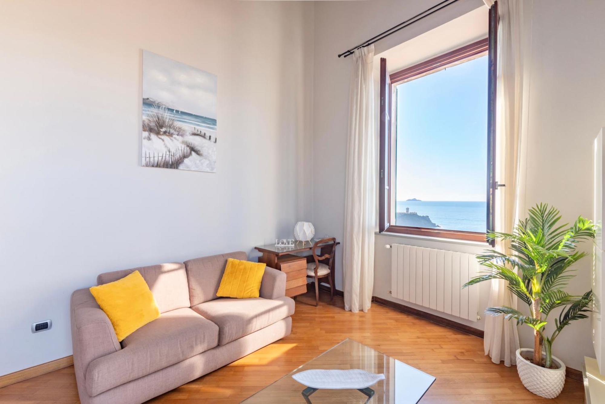 Aparments - Casa Marina Apartment